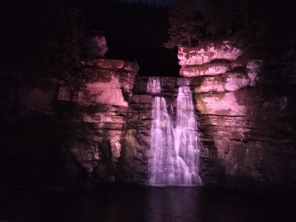 Illumination du Saut du Doubs à Villers-le-Lac